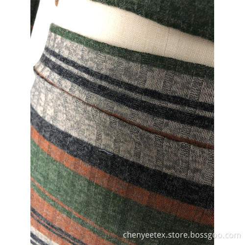 Striped knit skirt suit
